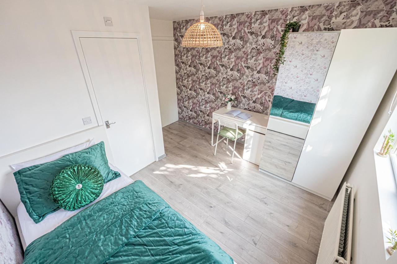 Forest Work & Relax Accommodation Overstone 외부 사진